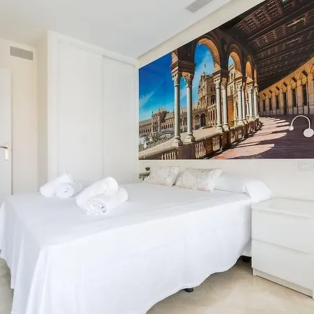 Hotel - Plaza De La Magdalena 4*
