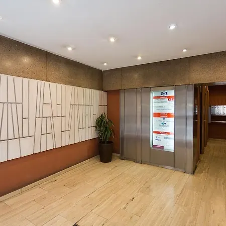 - Plaza De La Magdalena Hotel